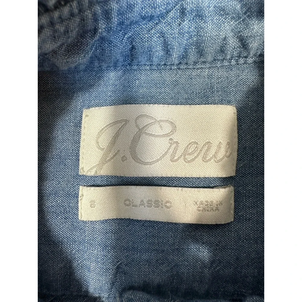 J Crew Classic Fit Ruffle Neck Chambray Shirt Women 8 Blue 100% Cotton Button Up